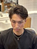 ゼロスバーバー(0's BARBER SHOP)&nbsp;フェザーパーマ/アップバング/ニュアンス/ワンカール/ツイスパ