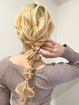 ミモザ シンサイバシ(Mimosa shinsaibashi) あみおろし