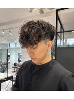 アンダーバーホワイト(_WHITE)&nbsp;スペインカール　スパイラルパーマ