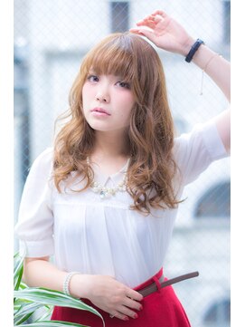 エス 西梅田(es) 重め前髪で大人キュートなゆるふわセミロング_ダブルカラー