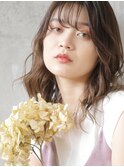 抜け感たっぷりの小顔レイヤー