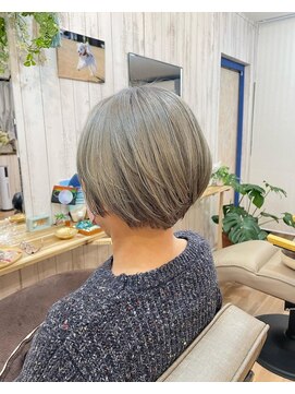 アトリエアカネ(Atelier Akane) 脱白髪染め！ハイトーンヘア