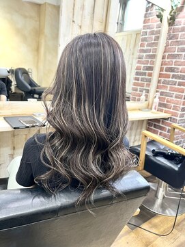 タオ 河原町(Tao) ハイライトベージュ