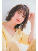 透け感が魅力の大人っぽいボブ