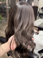 ヴィフ 大船(VIF)&nbsp;ラベンダーグレージュ/メッシュカラー/ハイライトカラー/大船駅