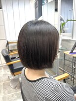キャラ シャローネ 池袋(Chara Chalone)&nbsp;大人可愛い切りっぱなし風ショートボブ【池袋/本松】