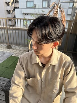 スキル(SKILL) ナチュラルニュアンスセンターパート　福岡メンズ