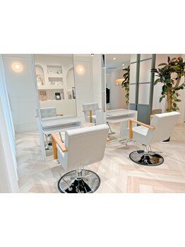 大人女性のためのプライベートサロン☆上質なヘッドスパや髪質改善をゆったりとした空間でお楽しみ下さい。