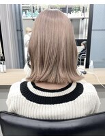 ギークス(GEEKS)&nbsp;【GEEKS渋谷】ミルクティーベージュ/冬カラー/結べるボブ/透明感