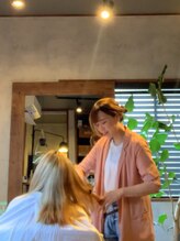 ショウマンビューティーアンドコーヒー(SHOW MAN Beauty &Coffee) 成瀬 麗