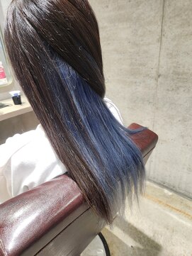 ミエル ヘア 新宿(miel hair) ネイビーが可愛い♪インナーカラー【新宿】