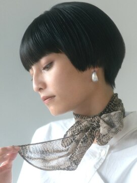 エミュ 表参道 青山(emu) 【emu井上信洋】ぱつっとラインのおしゃれグラボブ【エミュ】