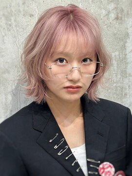 オルズ 渋谷(ALLZ) 日本一傷まないブリーチ■ペールピンクショートボブレイヤー