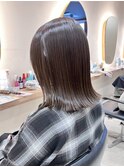 切りっぱなしボブタッセルボブダブルカラーブリーチベージュ