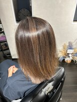 ハナワプラス(HanaWa＋)&nbsp;バレイヤージュレイヤーカット 海外風バレイヤージュ 白髪ぼかし