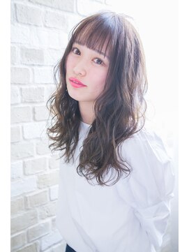 エルサフィロ キタハマ(el zafiro kitahama) 【el zafiro  kitahama】ナチュラル　ミニョン　ウェーブ