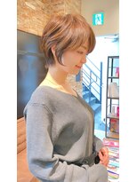 アヴァロン(AVALON) 白髪ぼかしハイライト/絶壁解消/ひし形大人ショートボブ/聖