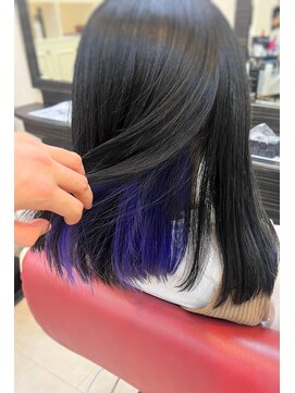 ヘアーデザインロアール(HairDesign  LOIRE) 黒髪ロブ×インナーカラー　バイオレット