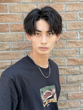 アーリー(Ali'i) ソフトツイストアップバングセンターパートツーブロックマッシュ