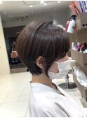 前下がり丸みショートボブ