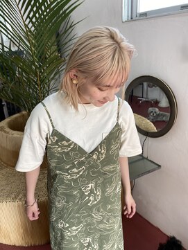 ペッシェ(pesce) ブリーチカラー/ハイトーンカラー/インナーカラー/ダブルカラー