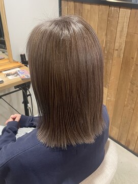 フルール バイ サファリ(fleur by safari) 【白髪が気になる方へ】ハイライトでベージュカラー