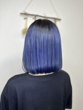 ジウ 上通り(JIU) 20代30代小顔ゆるふわミディアムバレイヤージュネイビー