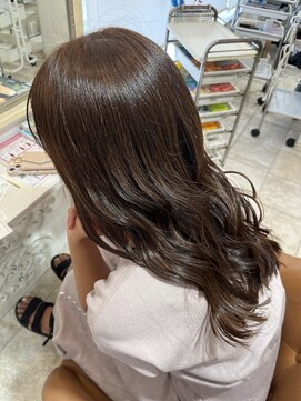 ヘアースペースブルーム リアン 岡町店(HAIR SPACE BLOOM Lien) 【岡町／艶カラー／ブラウンカラー】