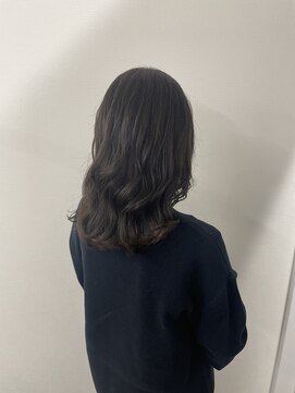 ユッカ 梅田(YUCCA) 【 YUCCA 】大人可愛い/アッシュグレージュ