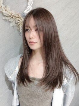 ハイストリートヘア(High street Hair)の写真/トリートメント付きコースが人気♪一人一人の髪の状態に合わせたケアで、思わず触れたくなる美艶に。