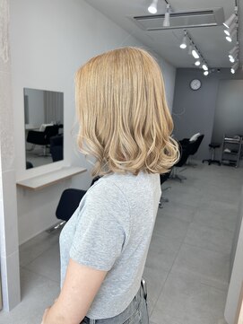 パール(Pearl) ベージュカラー