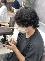 アロー 船橋店(AROH)&nbsp;MEN’S HAIR/サーフカール/刈り上げセンターパート/船橋