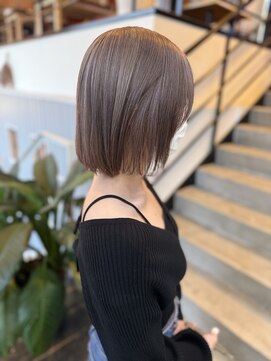 ミルクティーグレージュ/ボブ