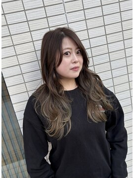 セミロングレイヤーカット◎