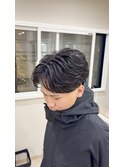 センターパート×ニュアンスパーマ