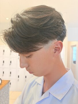グランデュール 東静岡池田店(GRANDEUR) 外国人風毛流れセンターパート/静岡メンズ/メンズショート
