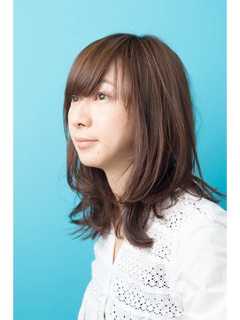 キートス(kiitos Hair&make) いつものミディアムに毛先の動きでアクセント♪