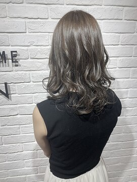 ビューティー エールフォルム 浜松有玉店(BEAUTY YELLFORME) エドル 艶感アッシュ