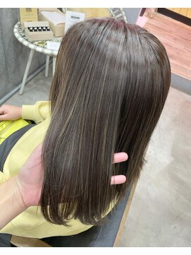 レイドバック(LAID BACK) 【LAIDBACK代官山】派手過ぎないグレージュ極細ハイライト