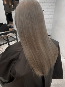 アイリー 名古屋(A/LEE) ハイライト×グレージュ