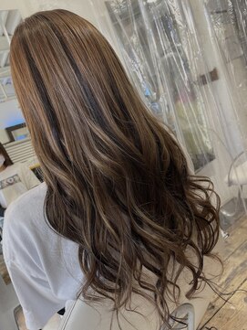 ヴァンクラウド 奈良店(VENT-CLOUD) 大人可愛い艶感ブランジュ毛先パーマ透明感6dエクステ