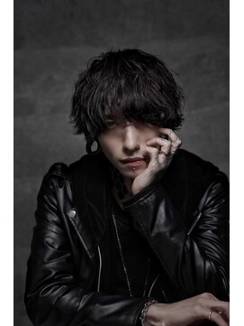 シン(syn) スパイラルパーマツイストスパイラルパーマ 波巻きパーマ