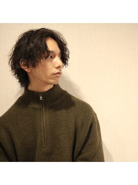 エモ(emo.) センターパートウルフ