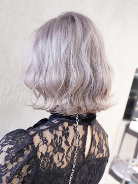 プネル(punel) lavender ケアブリーチ　渋谷　佐藤