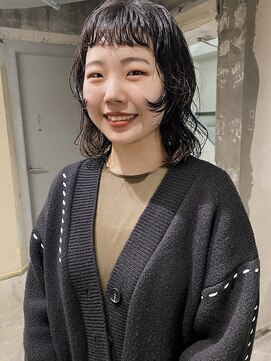 ロジ(loji) パーマヘアと、オン眉と顔周りcut