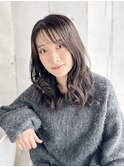 透けバングのセミウェットのヨシンモリスタイル