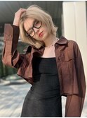 ミディアムショート　ショートパーマ　ベージュヘア　20代30代