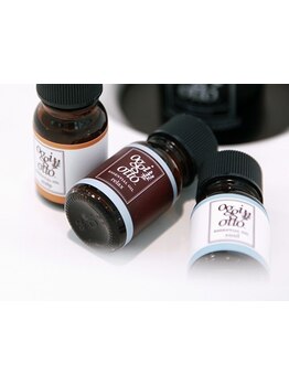 高品質なフランス式エッセンシャルオイルを使用。お一人お一人のお悩みに合わせた施術をいたします。