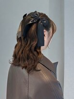 シエル バイ ケンジ 登戸 生田(CIEL by KENJE)&nbsp;ヘアアレンジハーフツインリボンかわいいウェーブ巻き