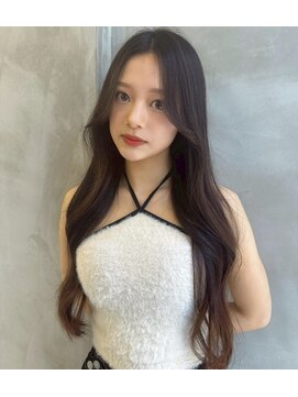 ロンドルーチェ 心斎橋(Lond luce) ダークアッシュ/ミディアムレイヤーカット［髪質改善/縮毛矯正］